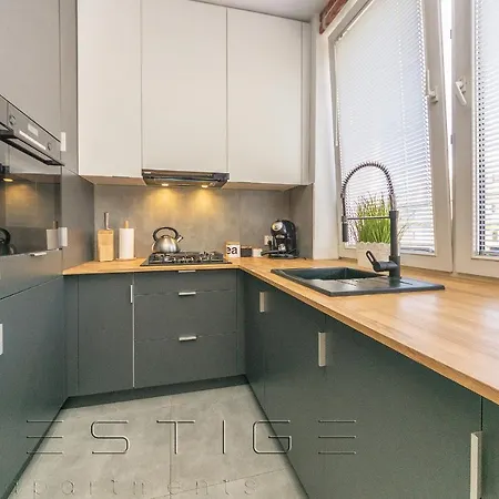 Apartament Loftowy Swietojanska * Gdynia