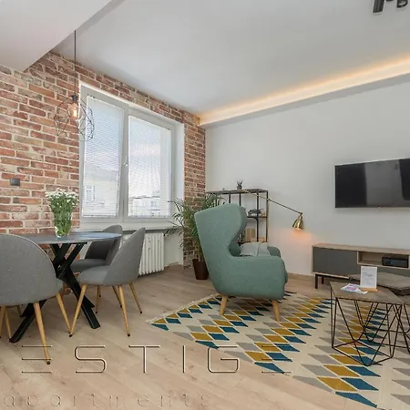 Apartament Loftowy Swietojanska * Γκντίνια