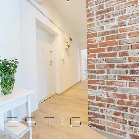 Apartment Apartament Loftowy Swietojanska Gdynia
