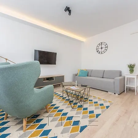 Apartament Loftowy Swietojanska Apartment *