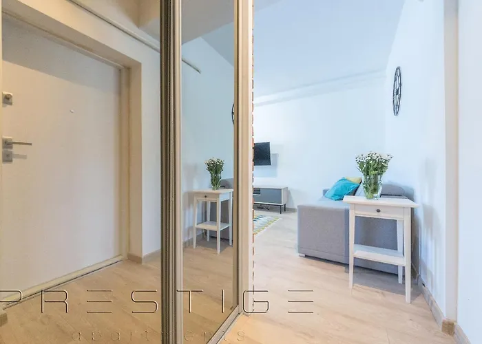Lägenhet Apartament Loftowy Swietojanska Gdynia